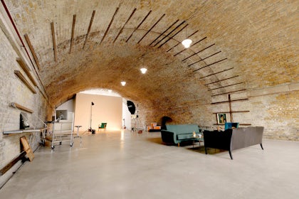 Motel Studios 9