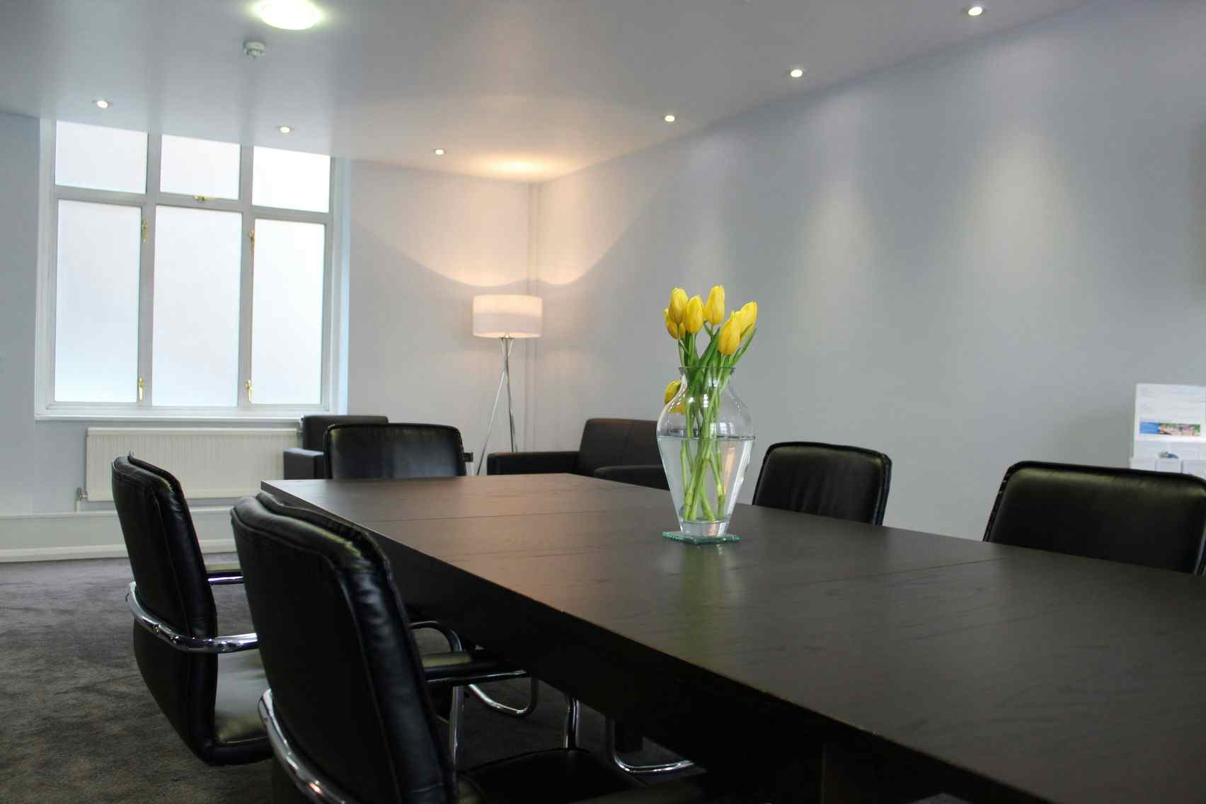 Book Boardroom, Beacon House (London) HeadBox