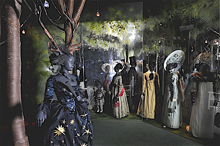 Pleasure Garden **The award-winning galleries tell the amazing story of the world’s most exciting city and its people have all been designed with events in mind. Welcome to the Pleasure Garden at the Museum of London