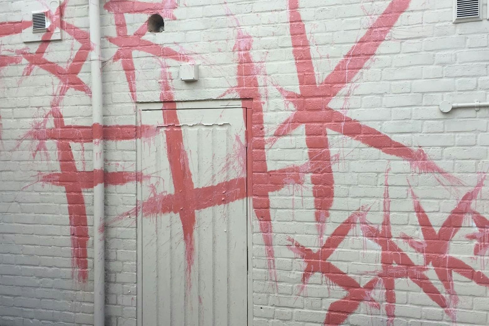 Bar, Exhibition & Private Dining Space 9