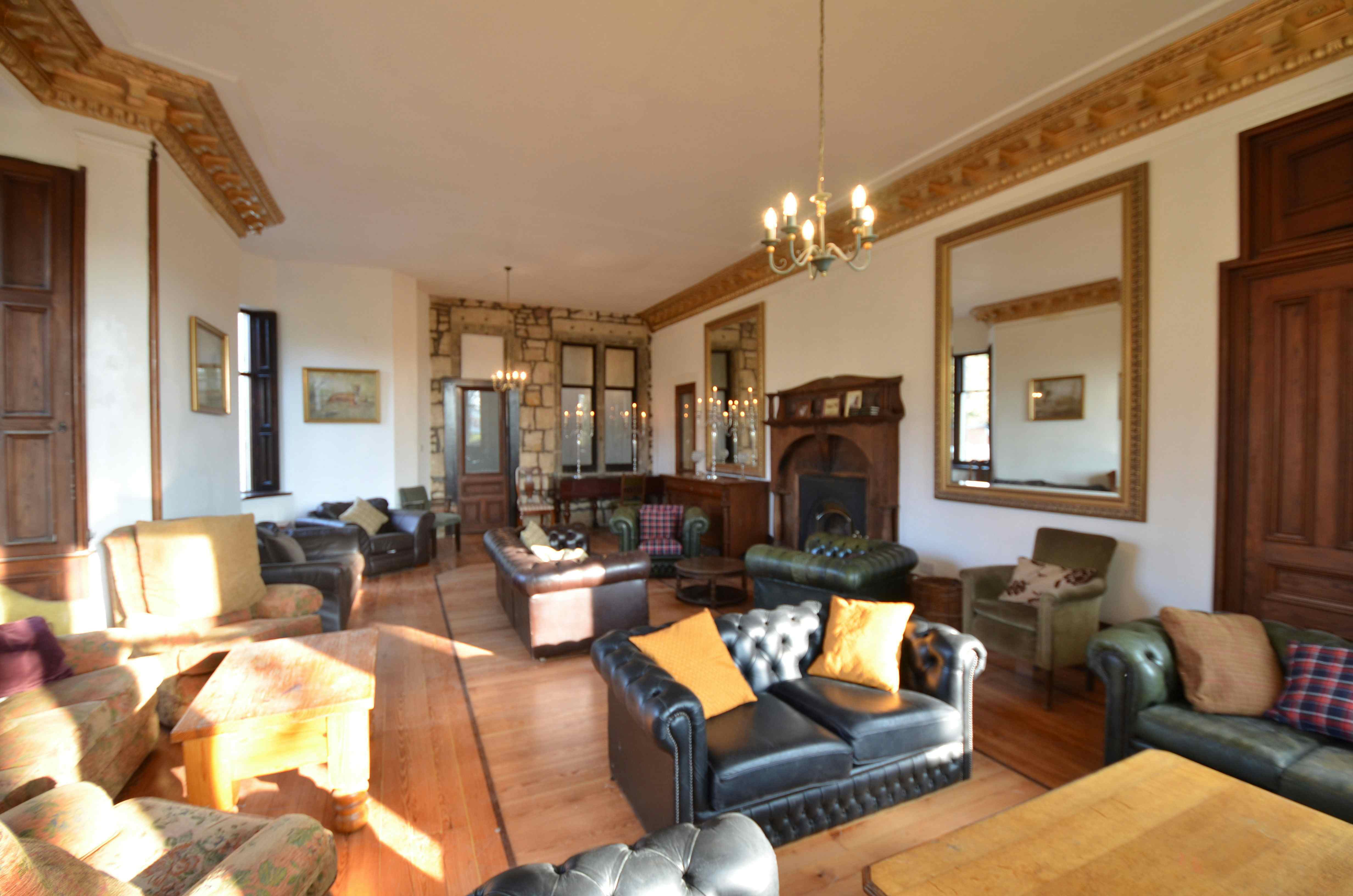 Country House Meeting Hall 4