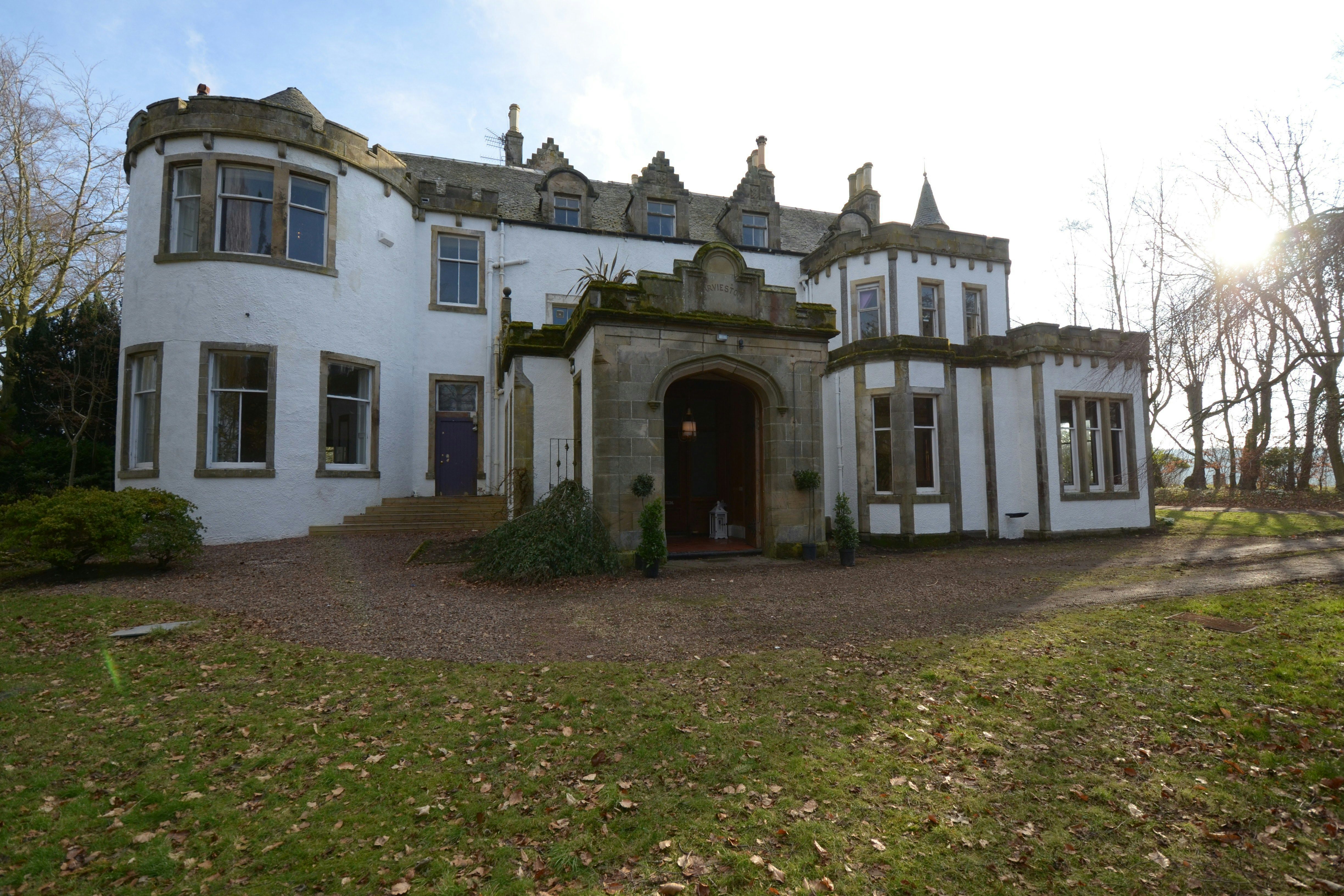 Country House Meeting Hall 5