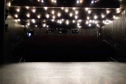 Laban Theatre 2