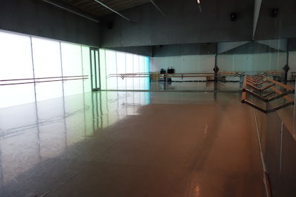 Studio 3 1