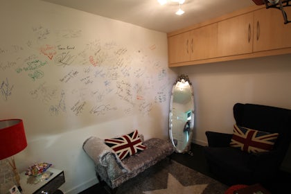 Infinity Cove Studio 6