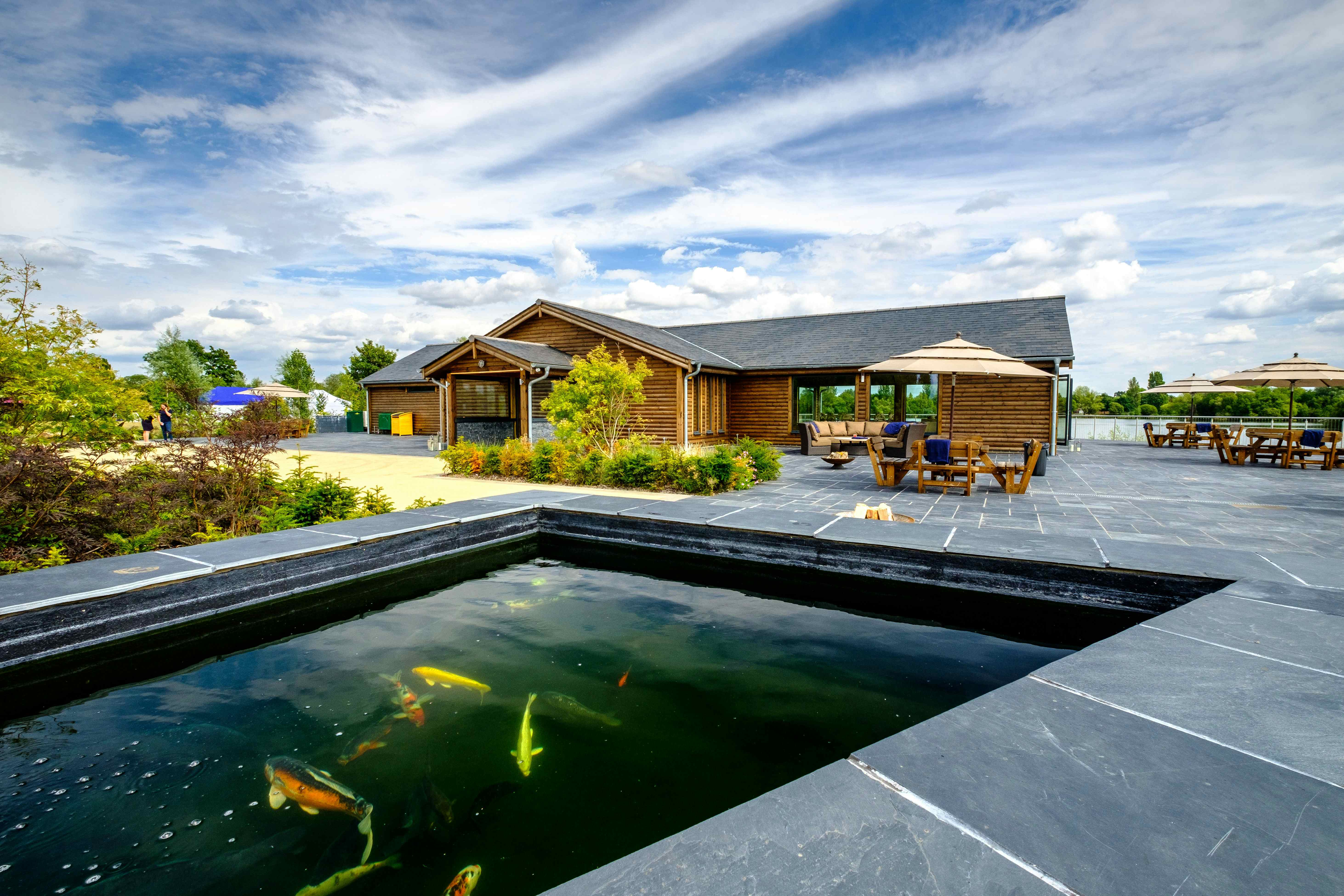 Book Exclusive Use at Amber Lakes. A Staines Venue for Hire HeadBox