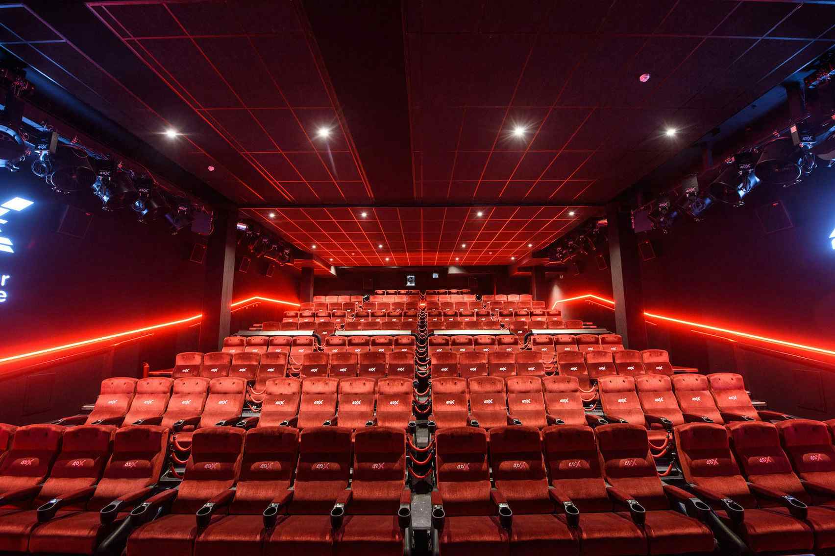 Book 4DX, Cineworld Leicester Square (London) HeadBox