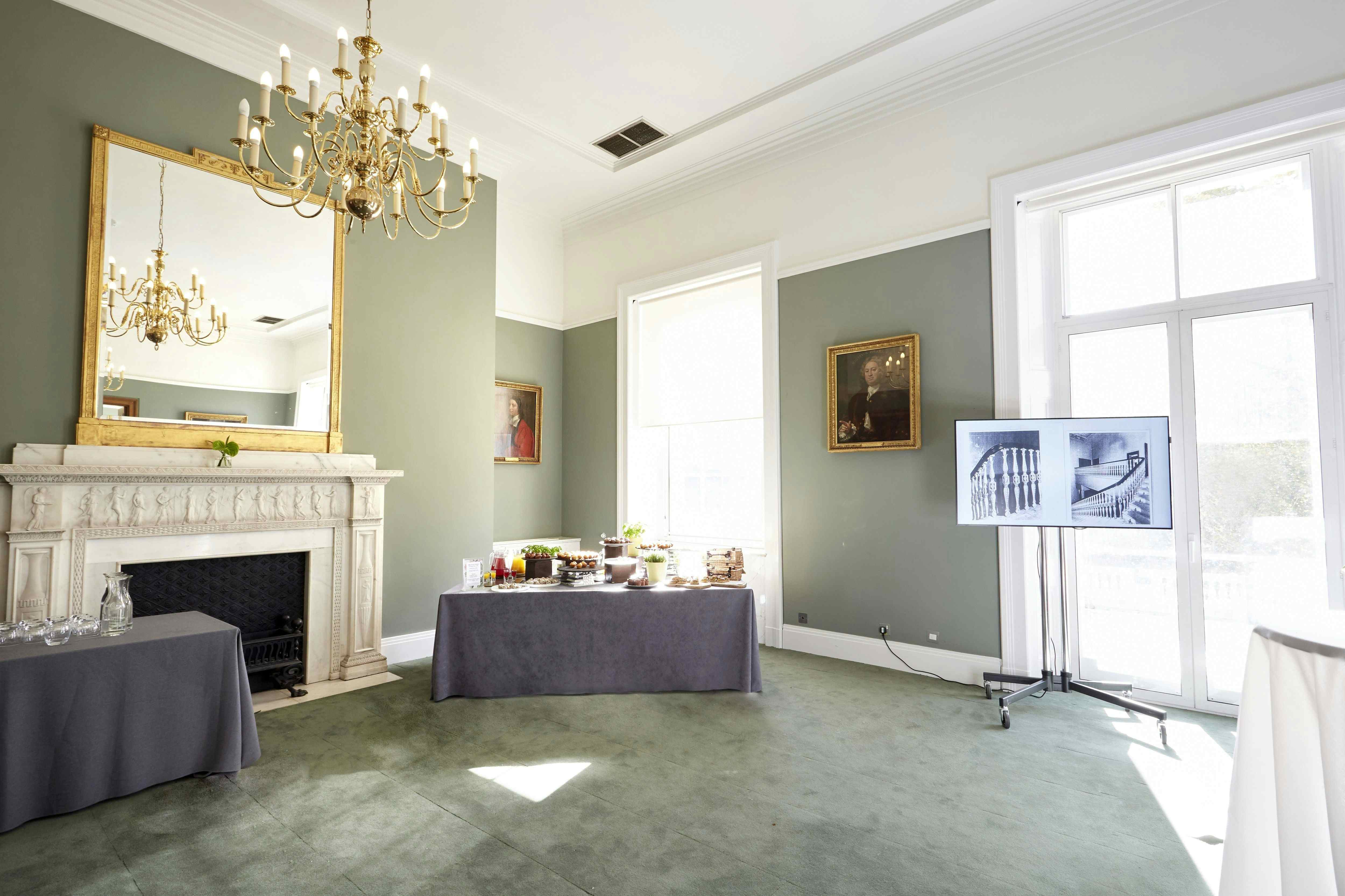 City of London rooms. 2