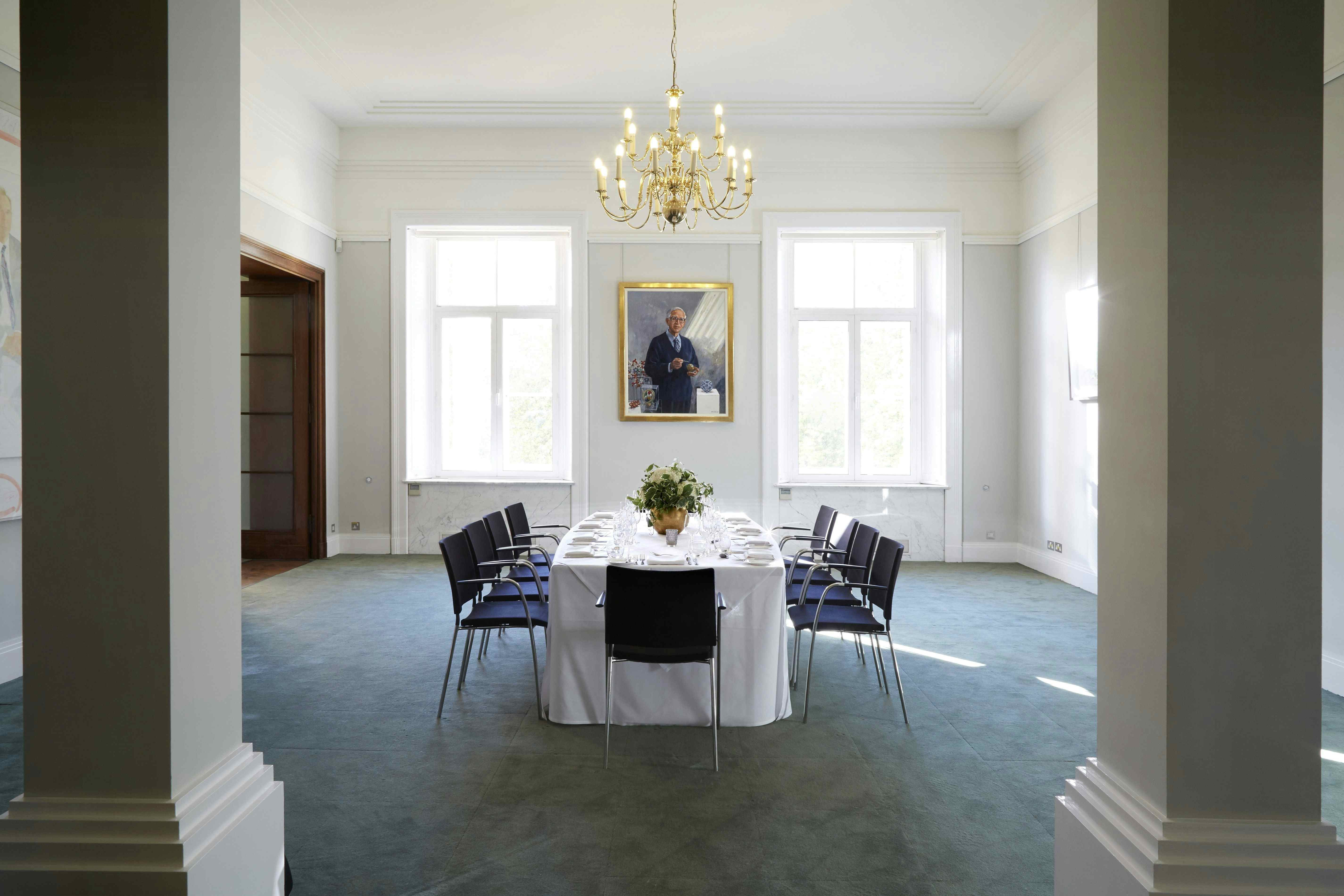 City of London rooms. 3