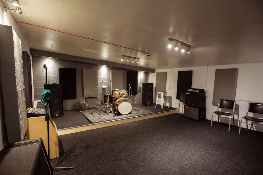 Studio 1 0
