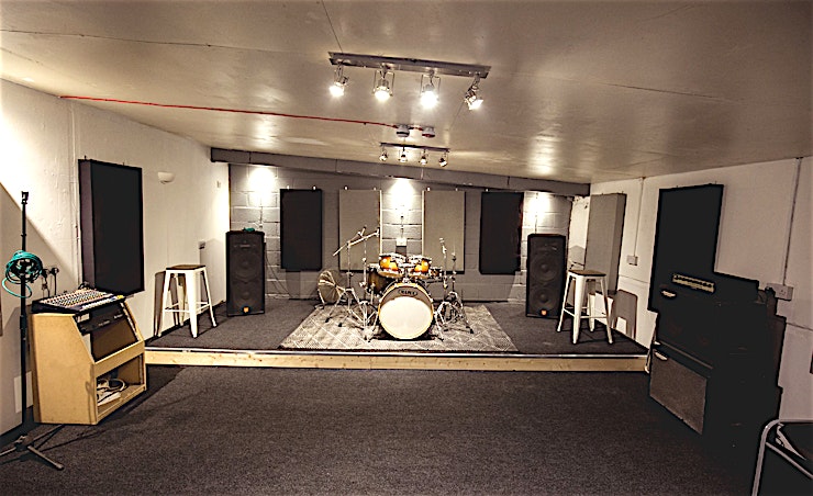 Studio 1 **For bands between 4 and 8 members, your musical experience is sure to be a success in The Rhoom Studios Space**
Studio 1 is the largest of the four studios. Not to mention one of the biggest rehe