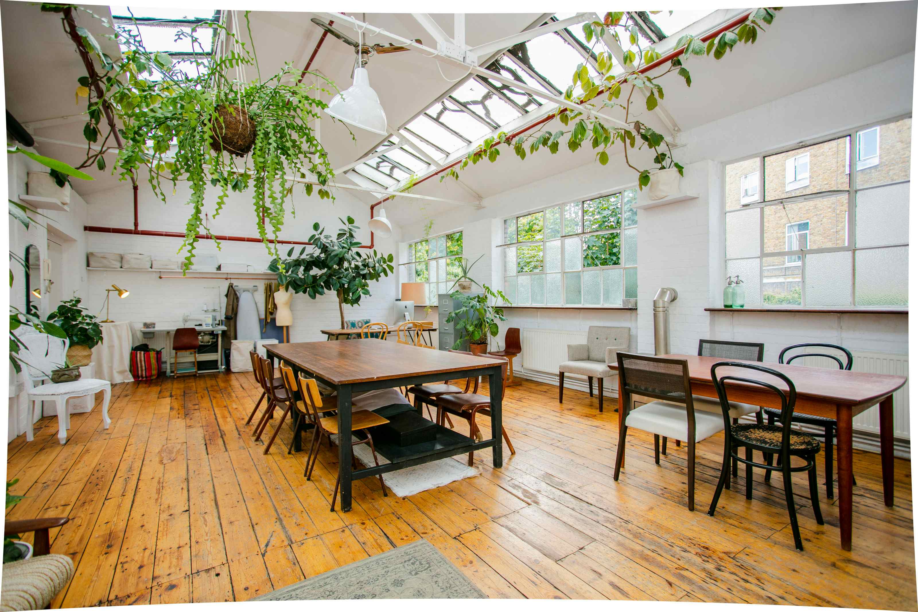 Book Photographic studio and studio kitchen at Cocina Shoreditch. A