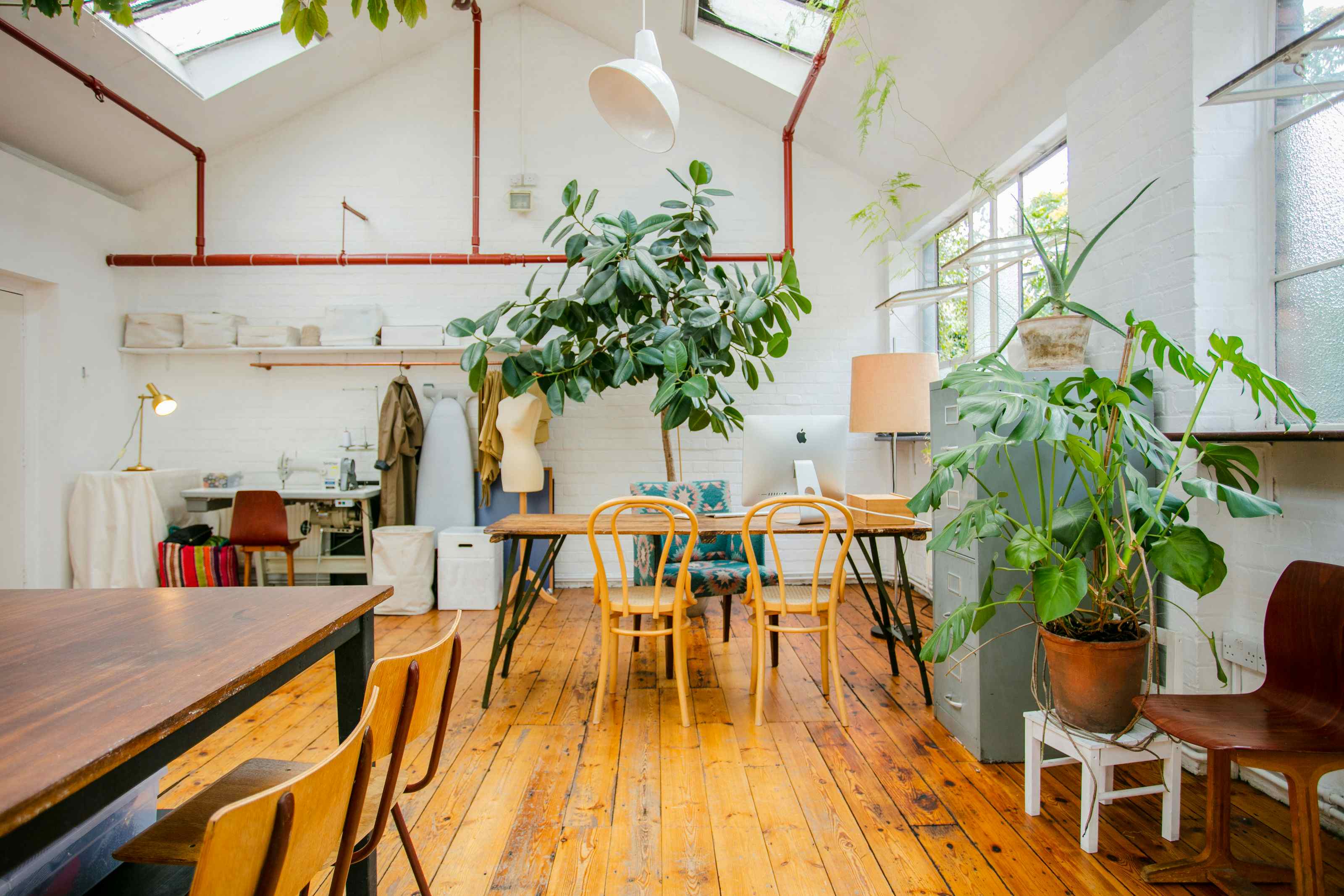Photographic studio and studio kitchen 4
