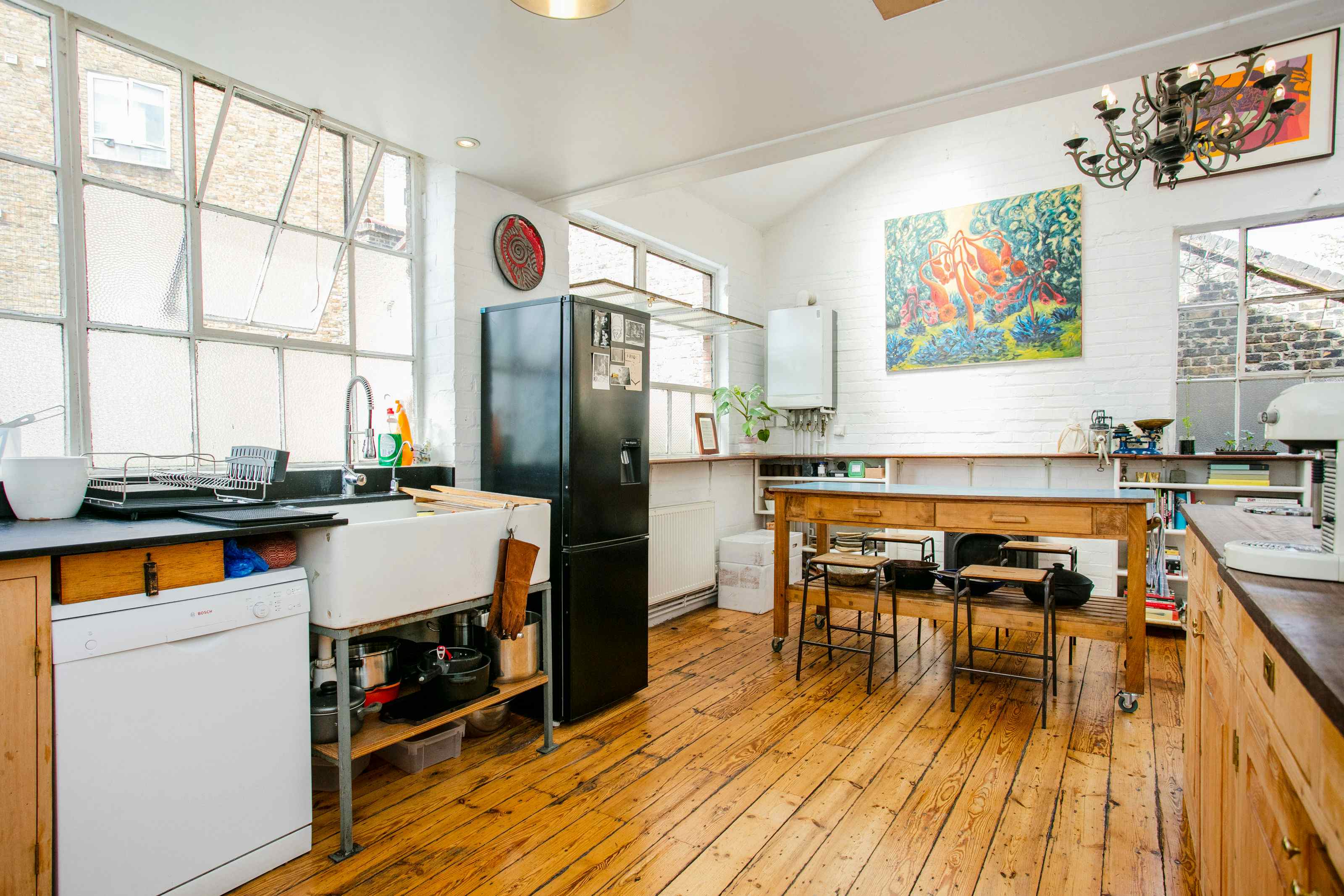 Photographic studio and studio kitchen 13