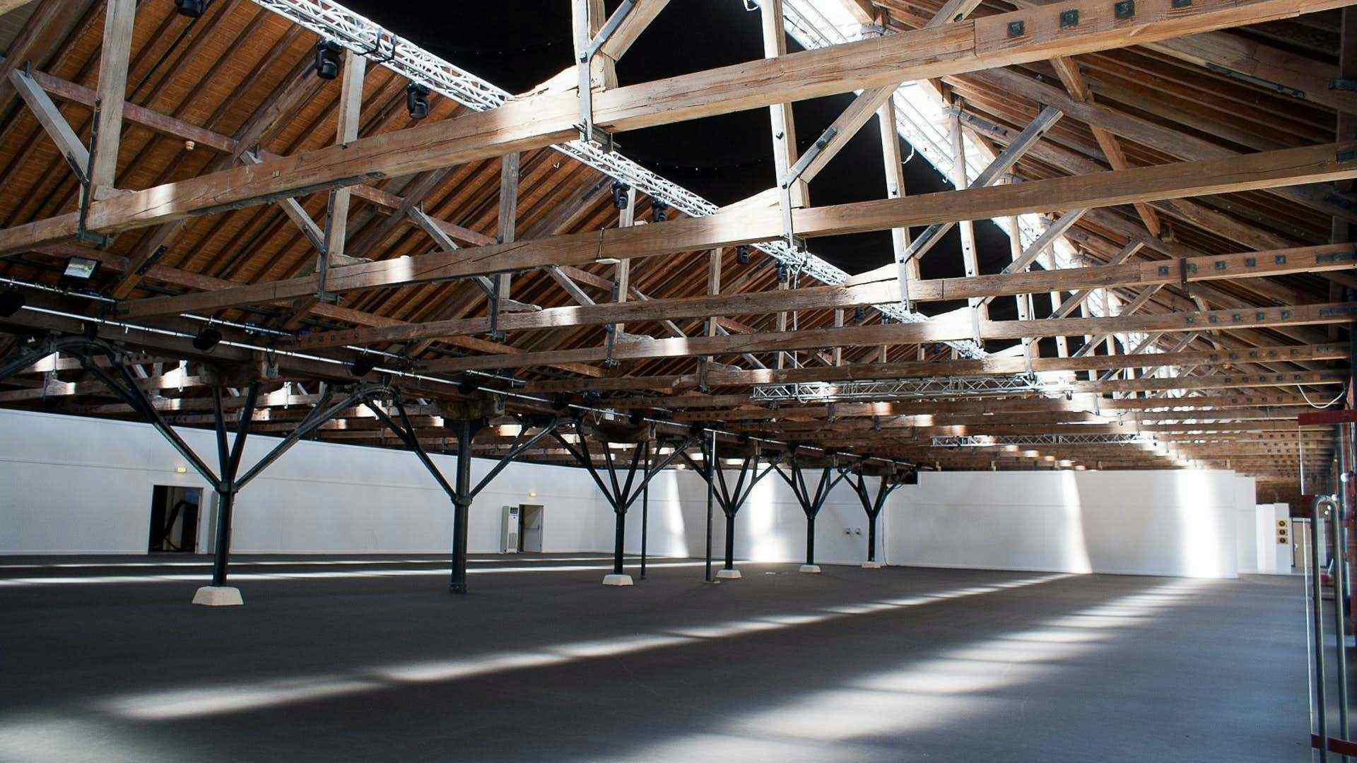 The Great Gallery, Tobacco Dock 