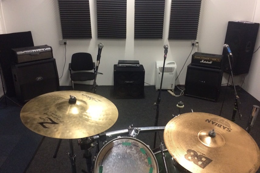 White Room 0