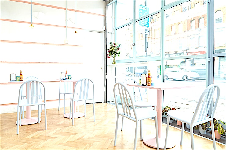 Café **For a beautifully decorated venue, ideal for interviews, breakfasts and much more, Café Miami is ideal**
Your next London venue hire is a naturally lit choice for small events.
This Art-deco s