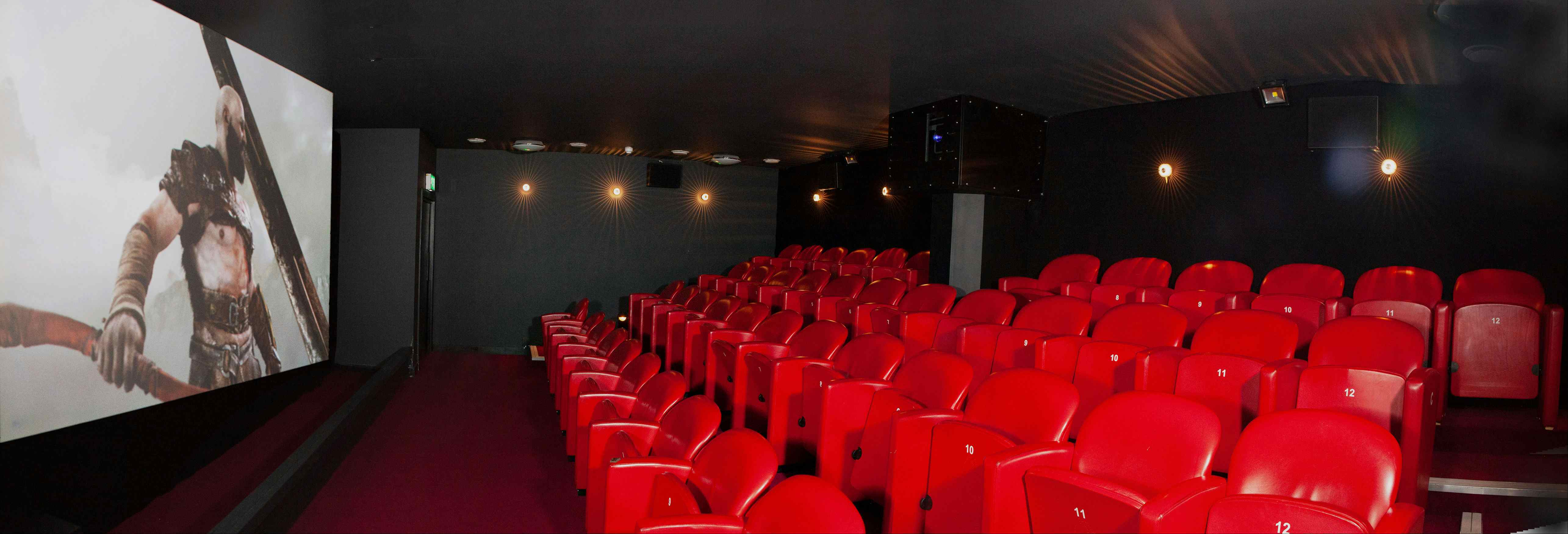 Cinema and Bar 5