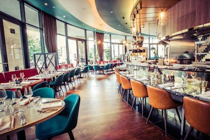 Rotunda Bar, Restaurant & Private Dining 8