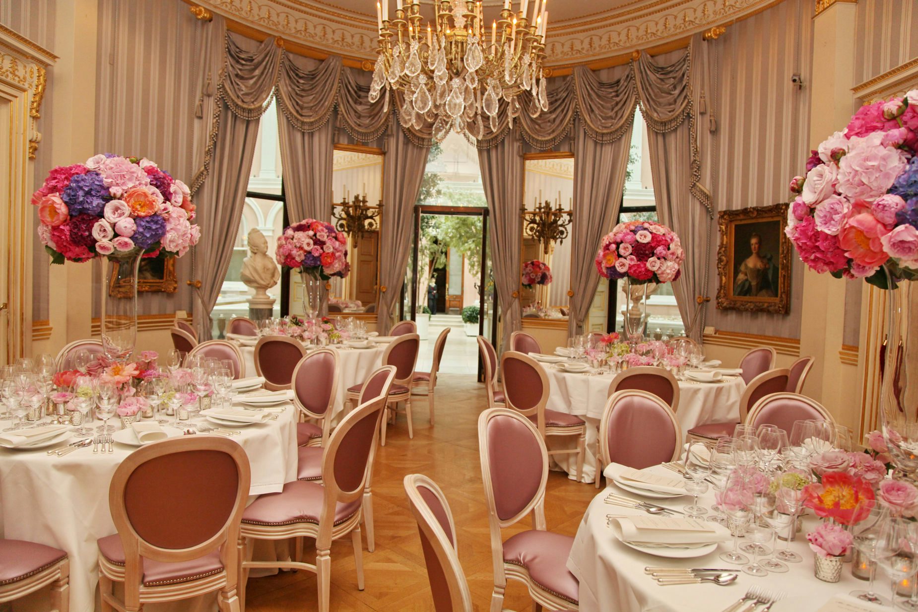 The Dining Room 0