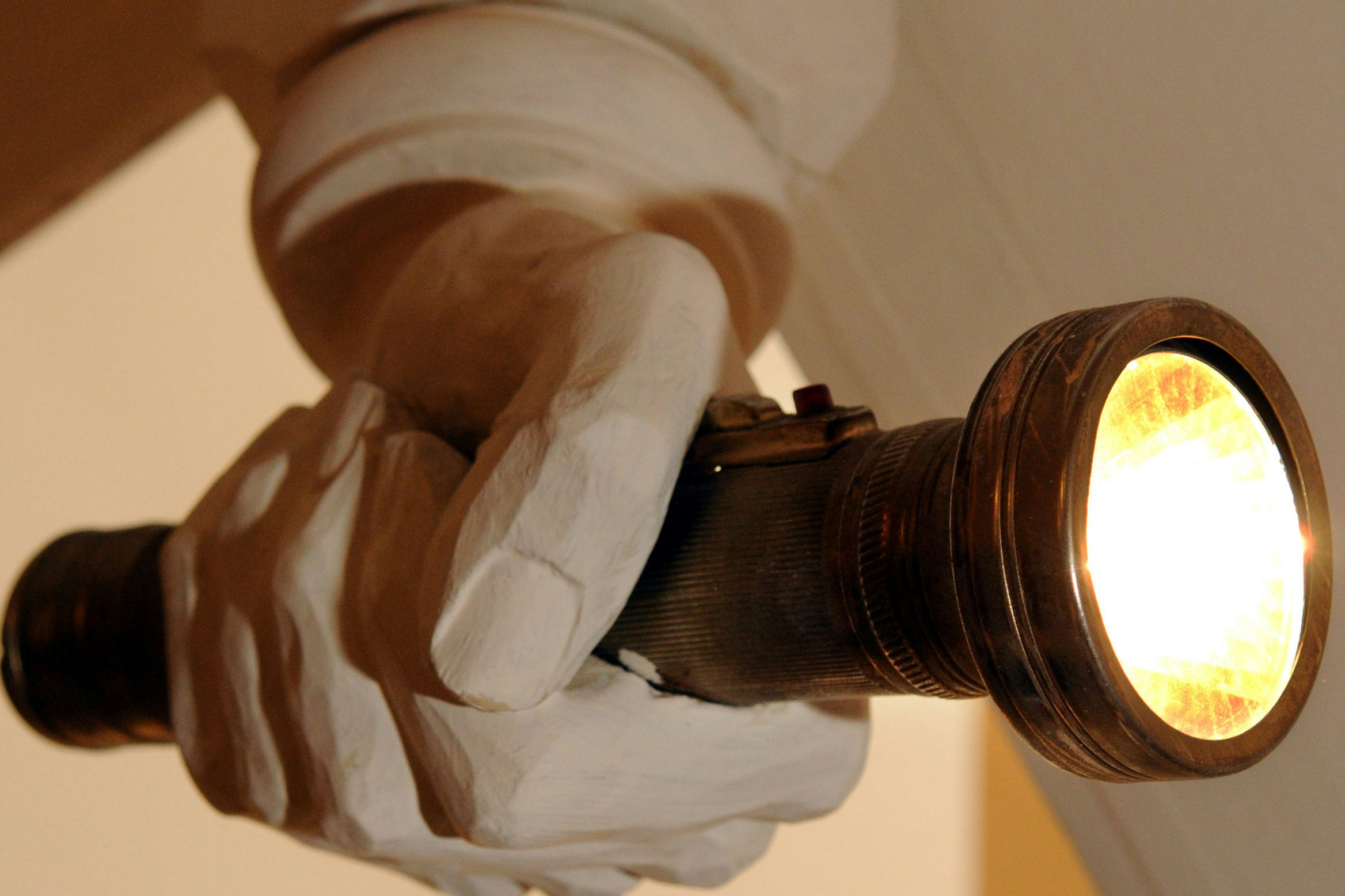 Three Adjoining Gallery Display Rooms 0