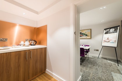 Pullman Suite 1