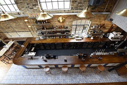 Terrace/Pub 4