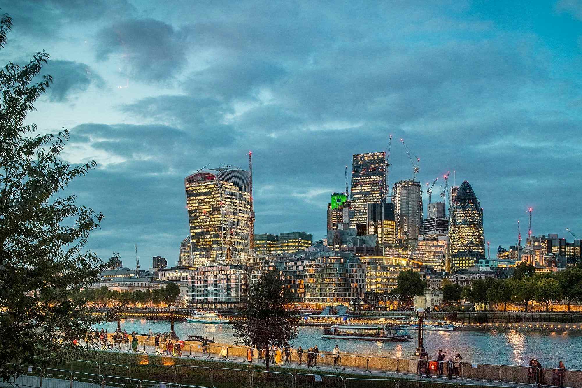 How Far Is The Ivy Tower Bridge From London Bridge Station