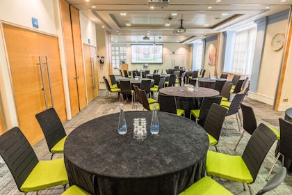 Courtyard Suite 1