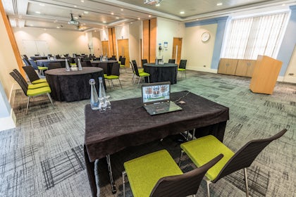 Courtyard Suite 2