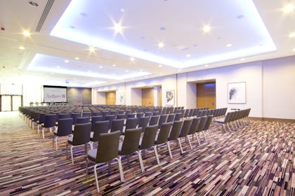 Goldsmiths Hall 1 2