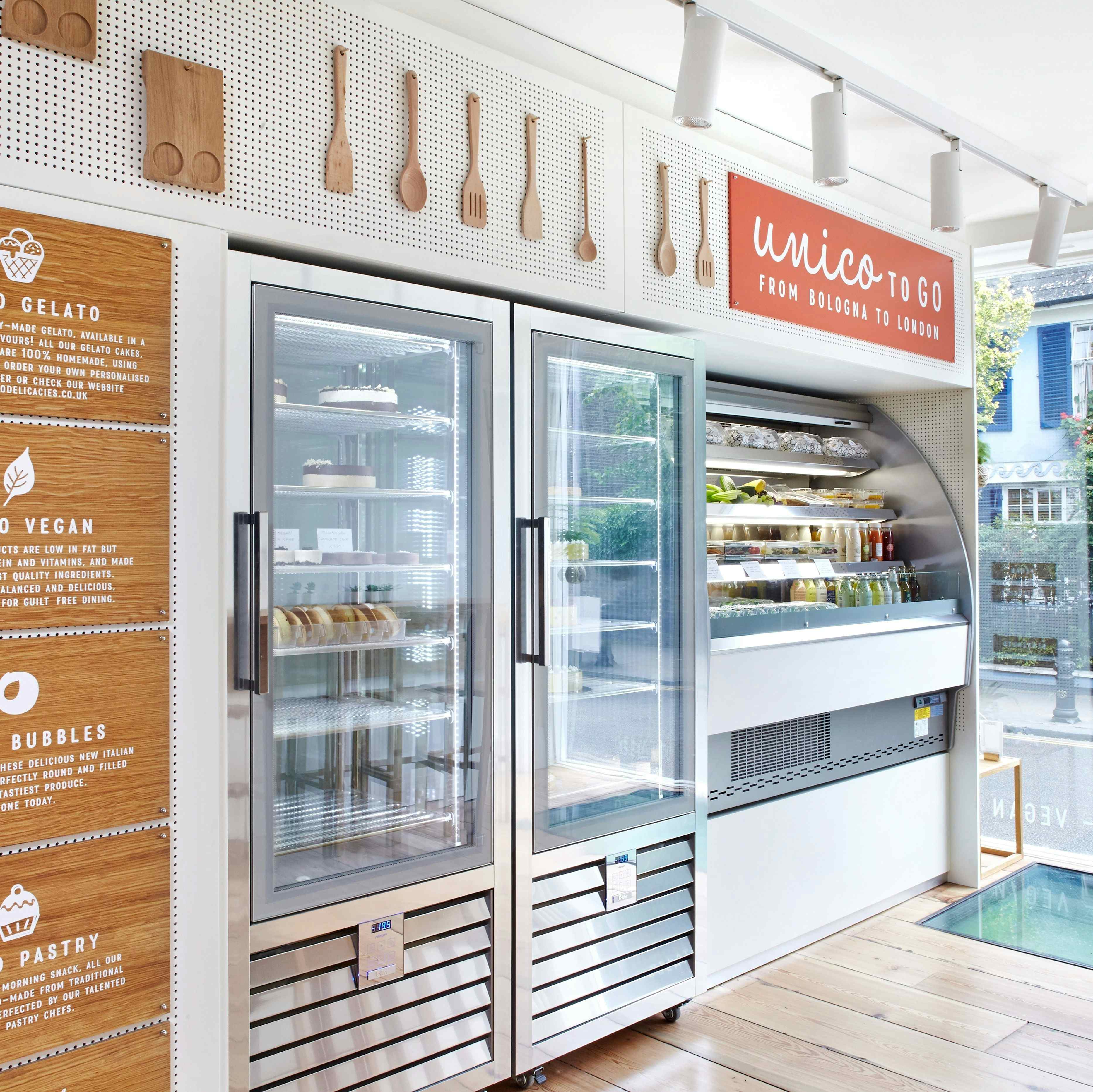 Unico Saloon + Study 4