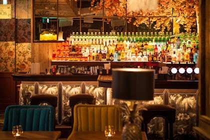 Main Bar 2