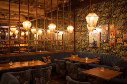 Main Bar 6