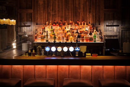 Whiskey Bar 1