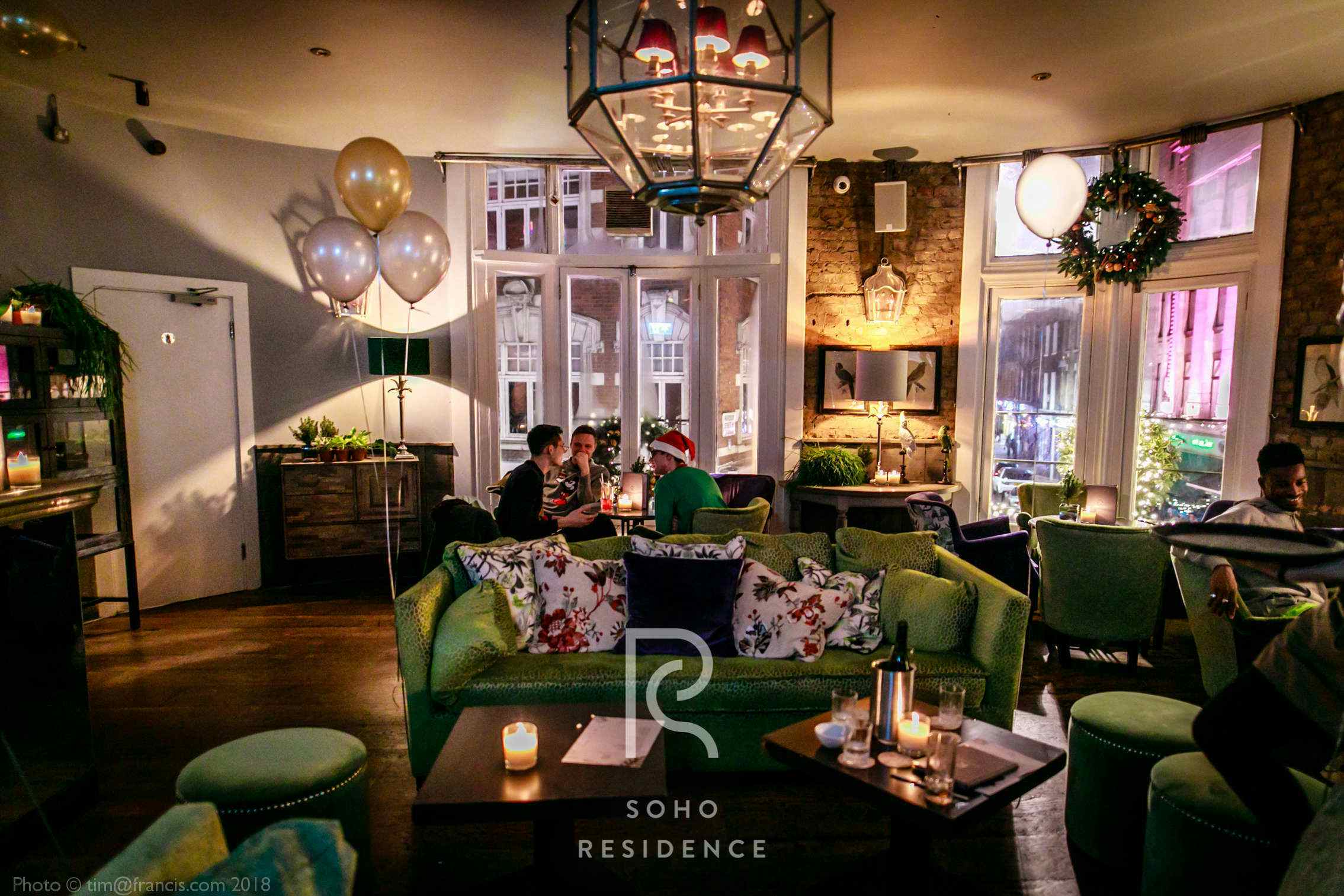 Book Cocktail Lounge at Soho Residence. A London Venue for Hire HeadBox