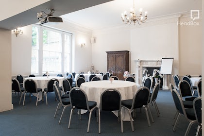 Medium Room 4