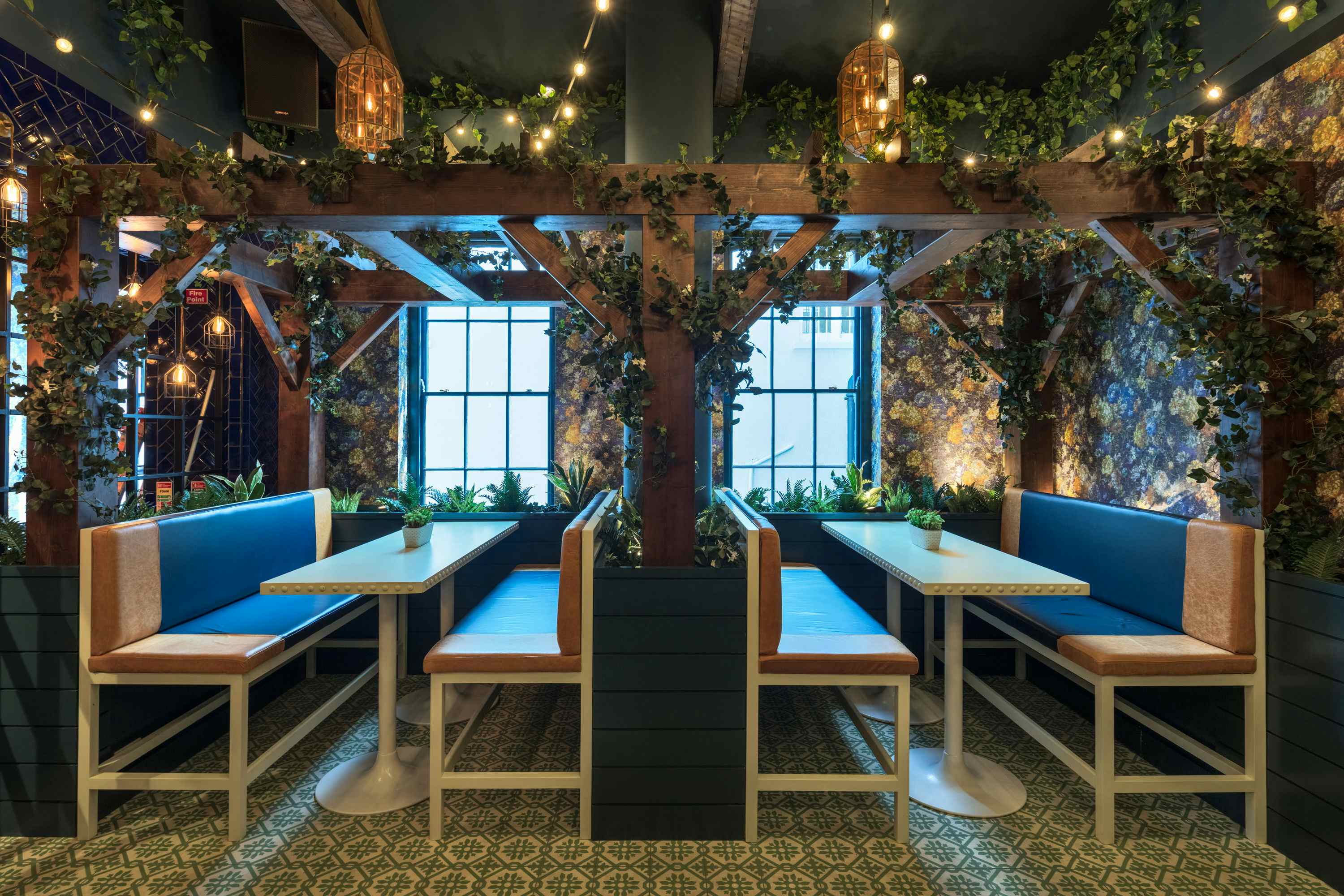 Book Whole Venue at Oyster Tavern. A Cork Venue for Hire HeadBox