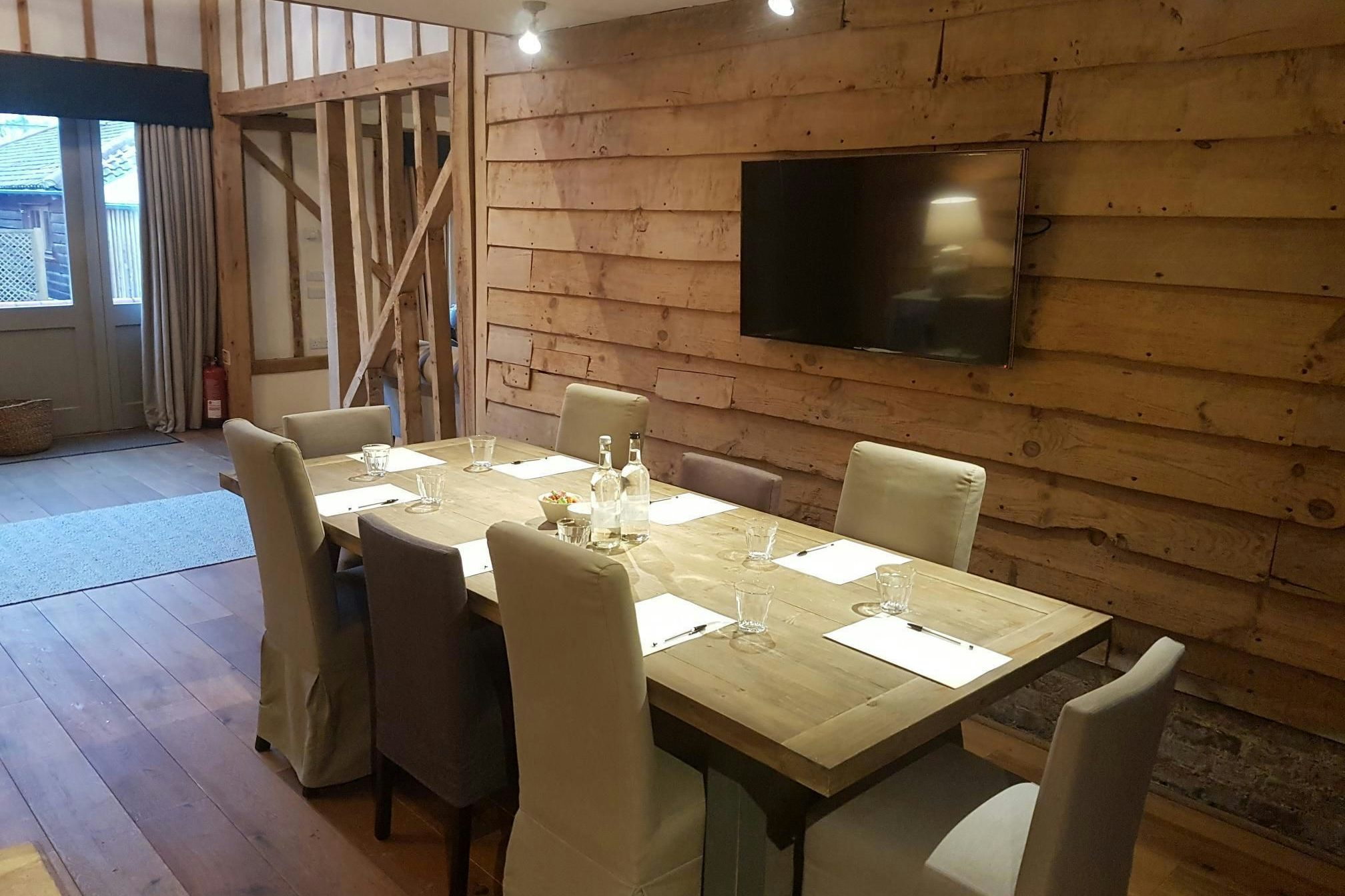 Private event/meeting space 6