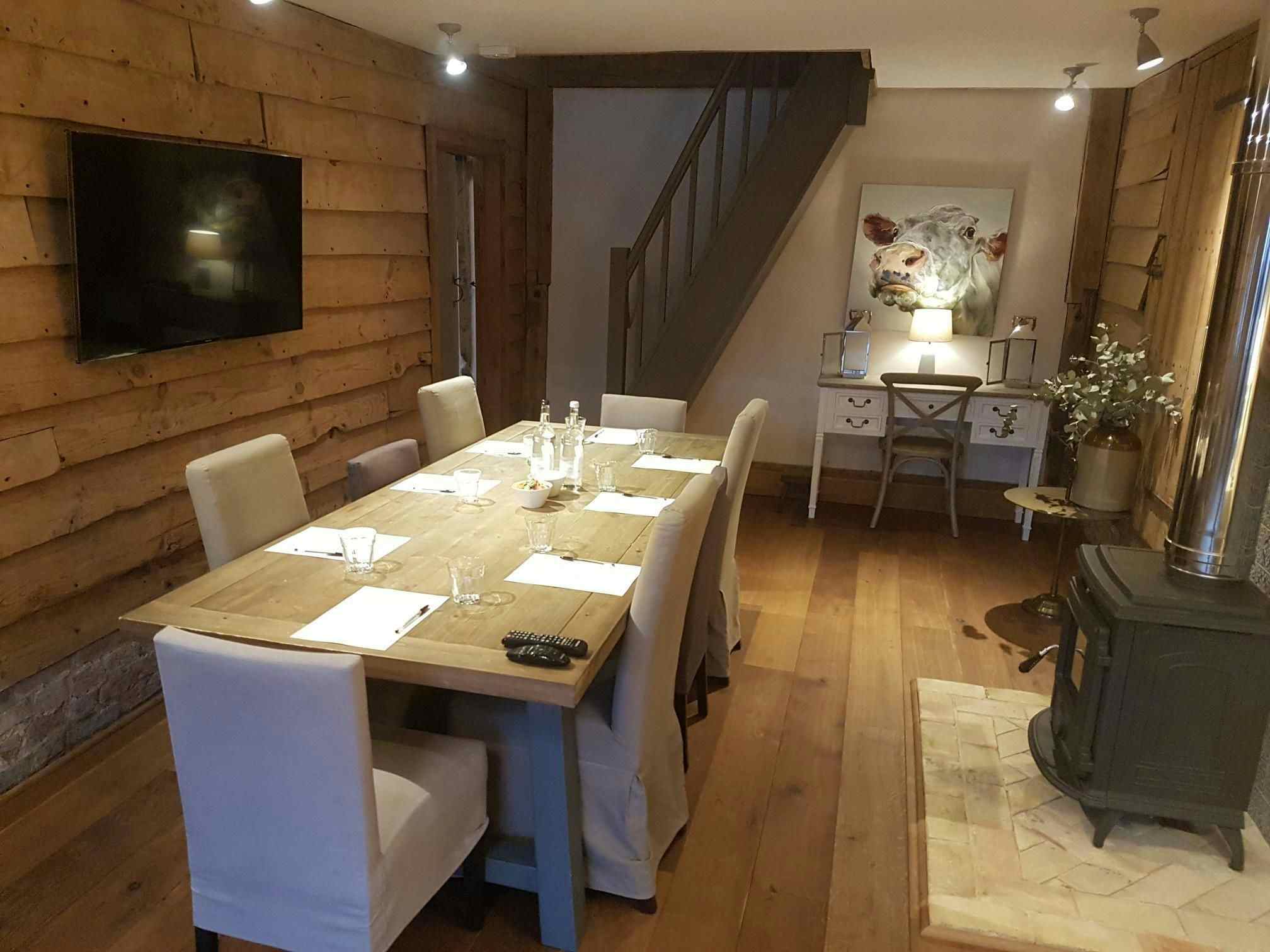 Private event/meeting space 8