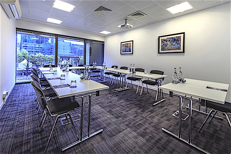 Earl Grey **Earl Grey at CCT Venues Plus-Bank Street is a large meeting room available to hire in Canary Wharf.**
Our latest London event space brings a breath of fresh air for the London venue industry.