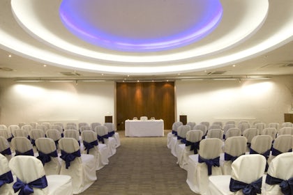 Apex Suite 4