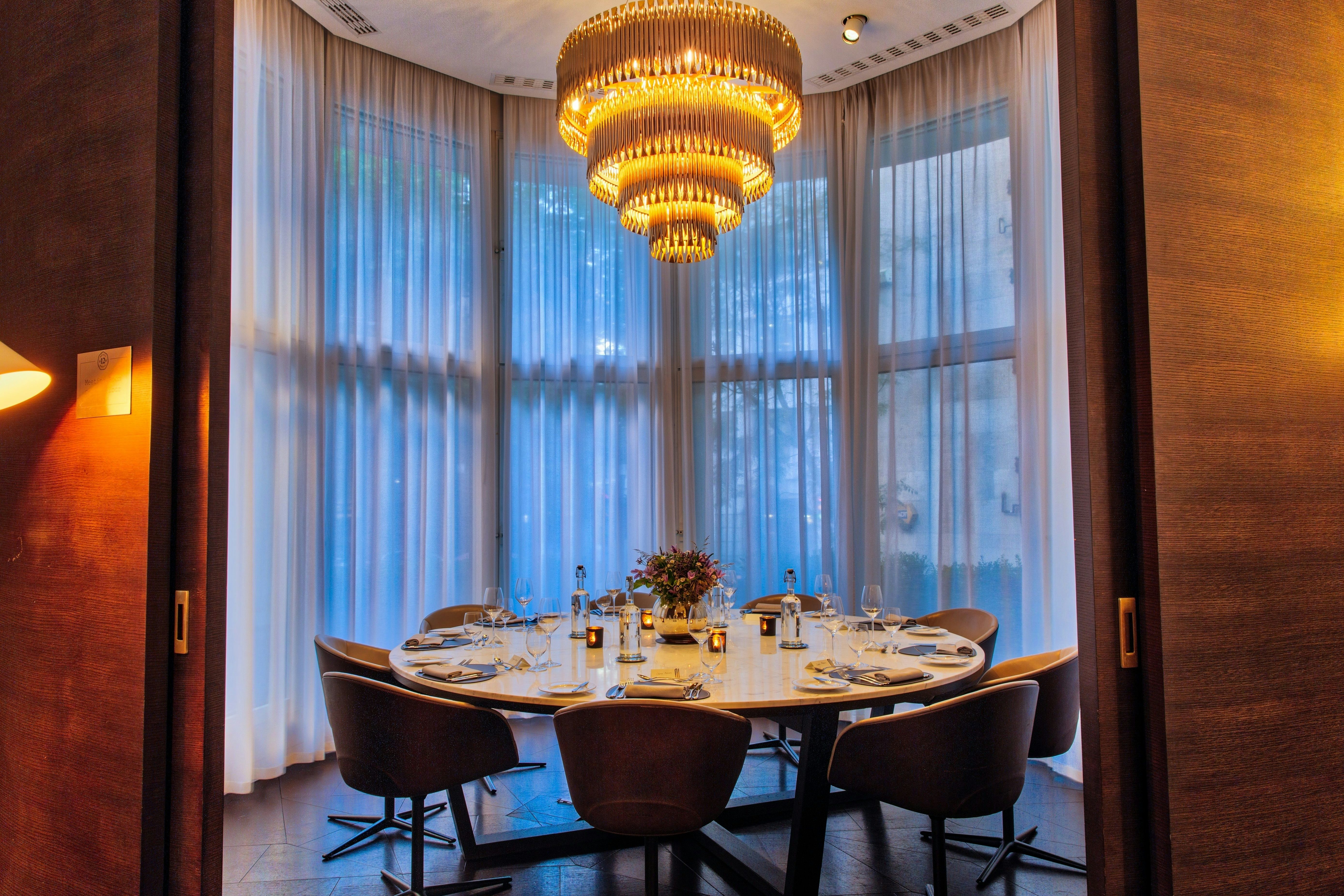 The Ground Round 3D tour