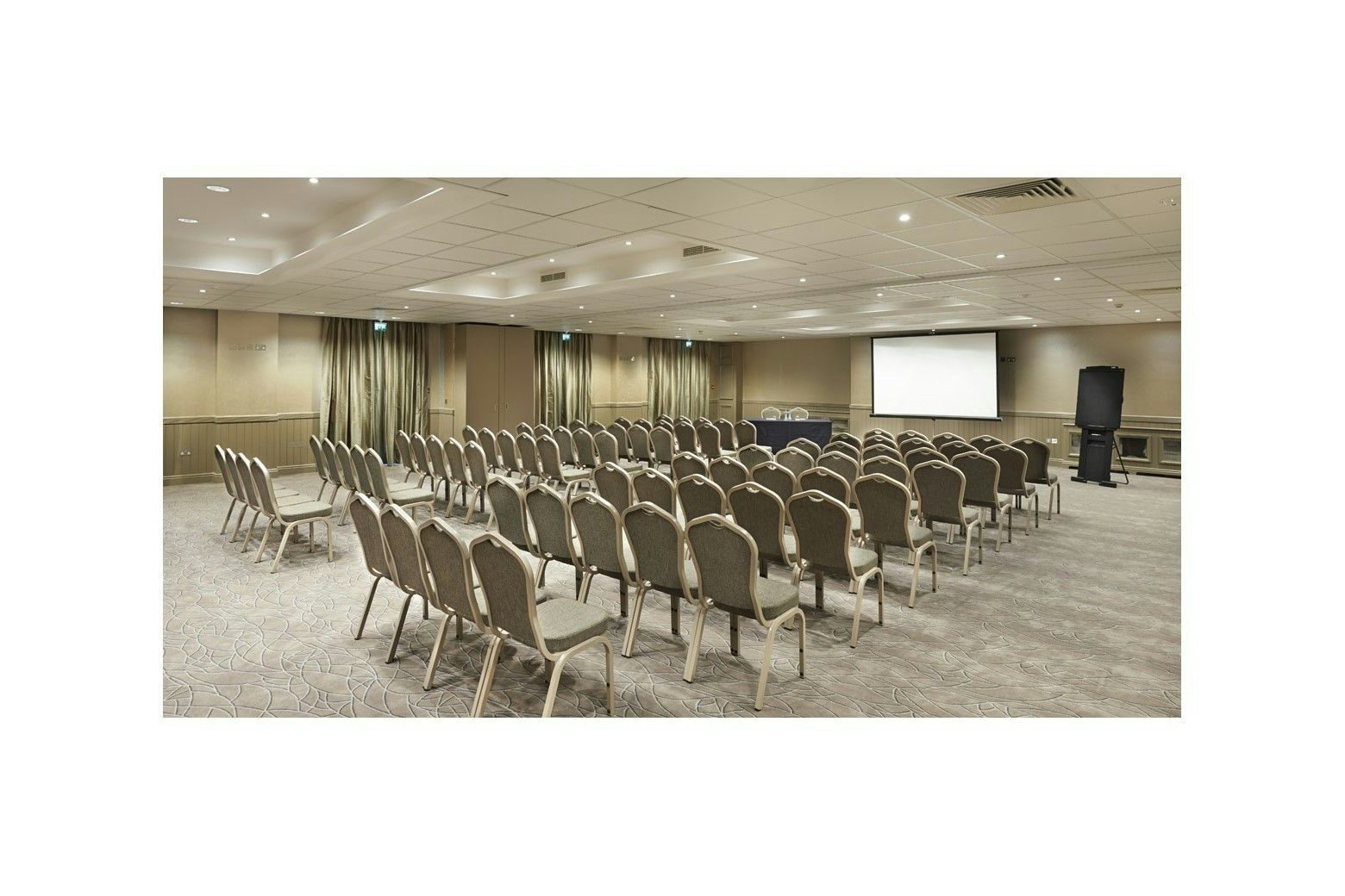 Lichfield Suite 3D tour