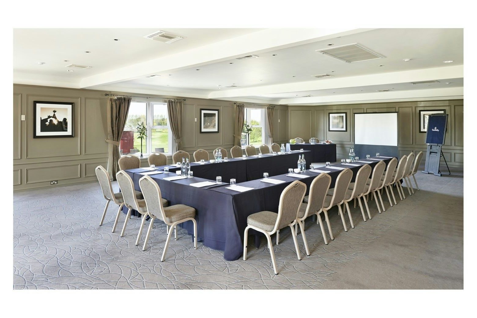 The Sutton Suite 3D tour