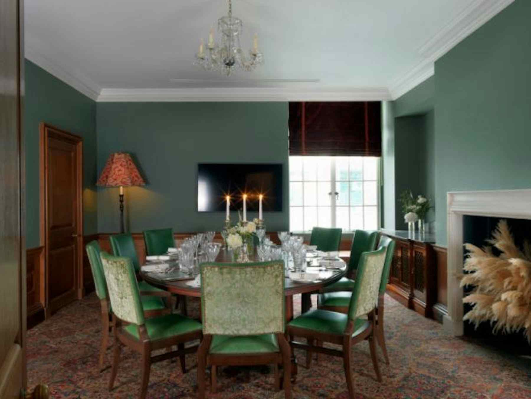 the wren private dining room