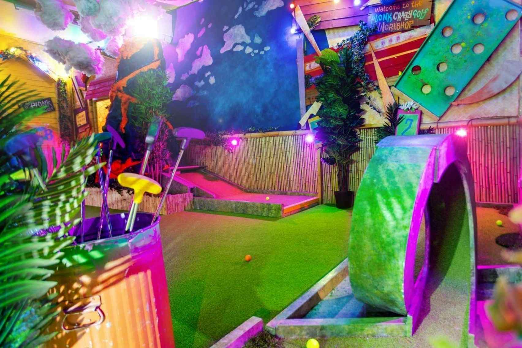 The Whole Course, Plonk Crazy Golf Shoreditch