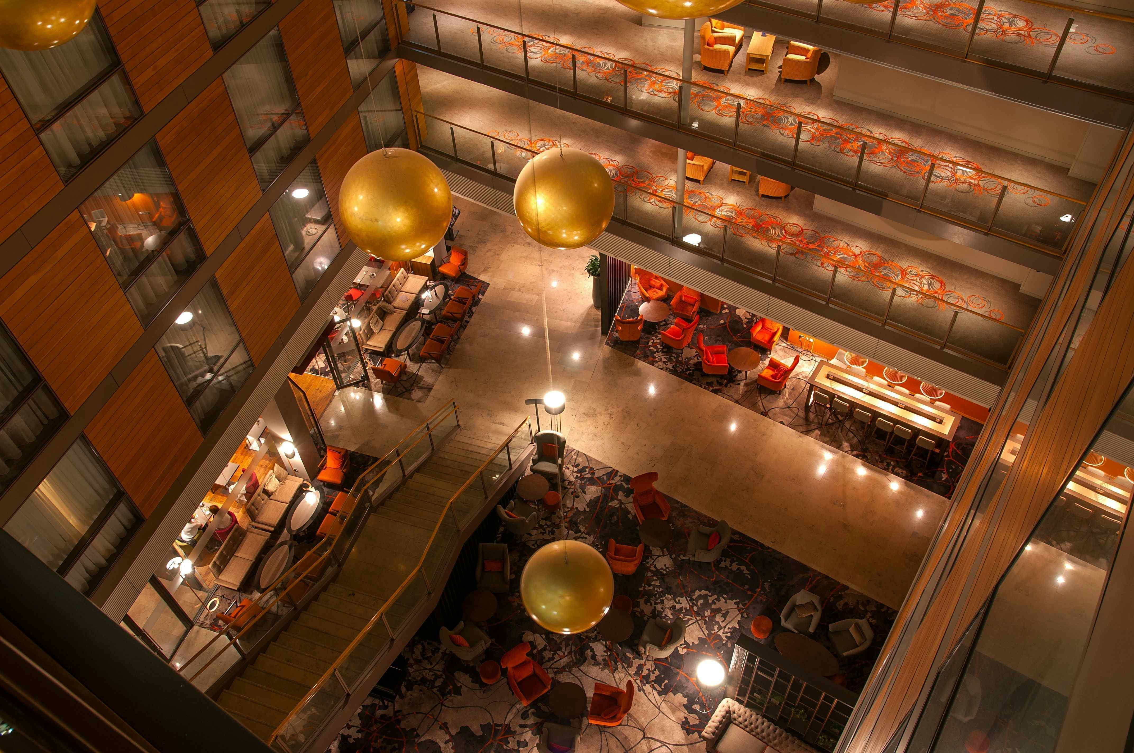 Globe Restaurant and Bar