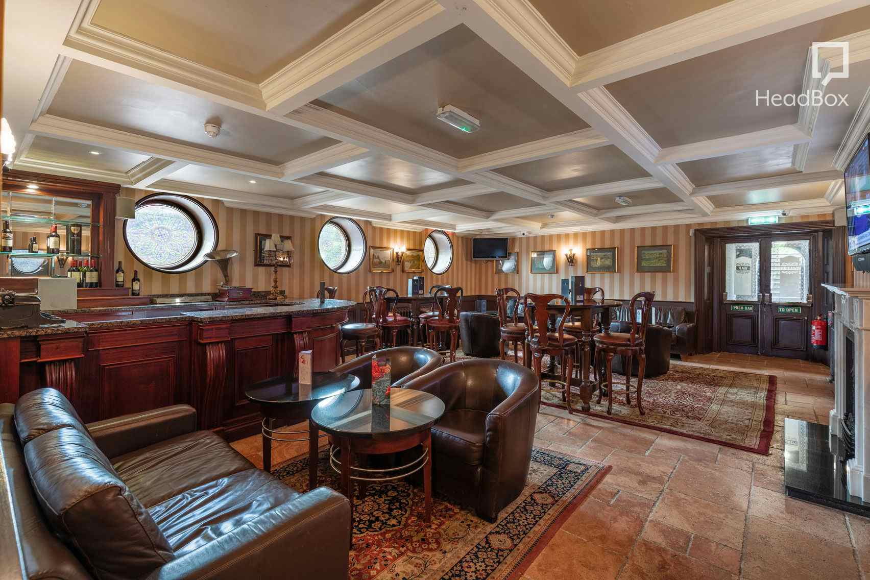 Jim's Cellar Bar, Finnstown Castle Hotel 
