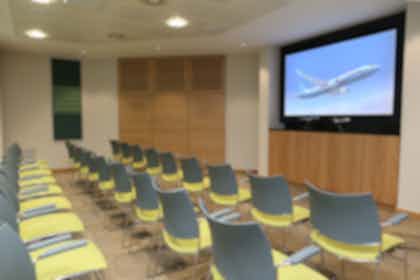 Full Conference Centre 8